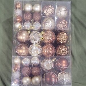 Elegant Holiday Ornament Set - Gold and Brown